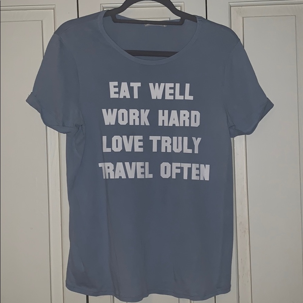 Cute powder blue T-shirt wild fox